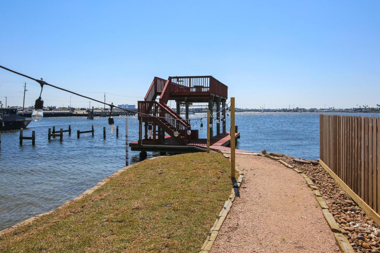 Pool Days And Dock Nights Galveston Exterior foto