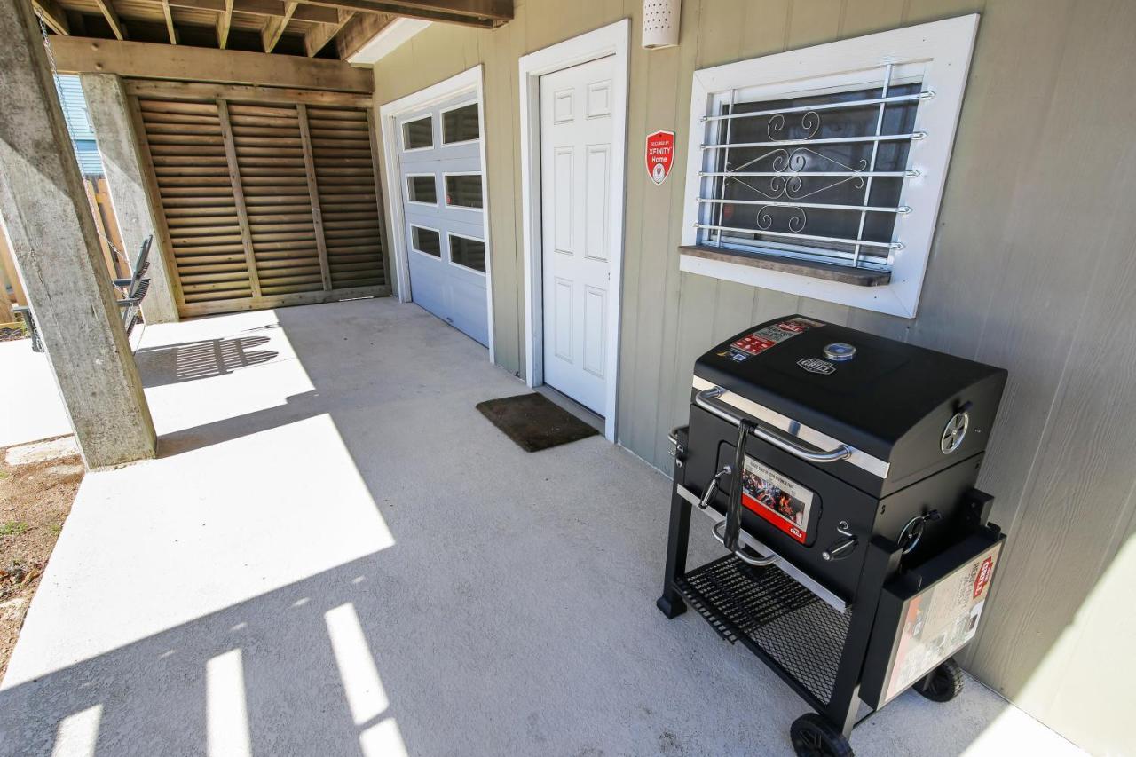 Pool Days And Dock Nights Galveston Exterior foto