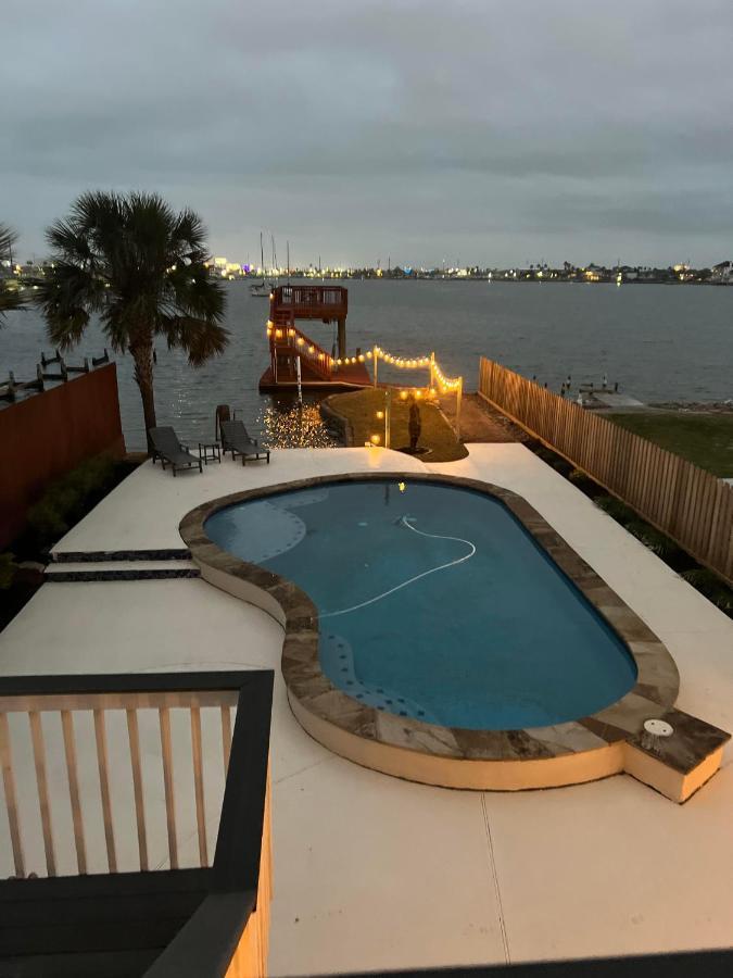 Pool Days And Dock Nights Galveston Exterior foto
